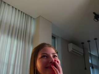 le modèle samladas est en webcam porno dans un show sur le site camsoda, il possède les tags suivants: ass bouncing,roleplay,nature,naughty,nipple play,no drinking,normal,oil,pov,pretty,public,sexy,nails,skinny,solo,spank,striptease,sweet,tease,teasing