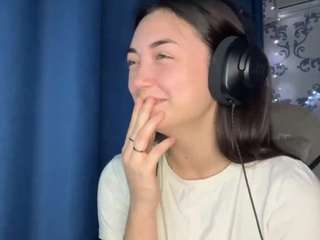 stellahill's CamSoda show and profile