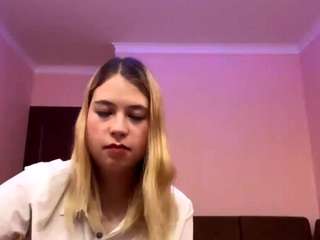 sweetyloly Live Webcam on CamSoda