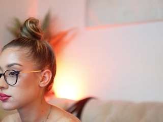 AileenAxa