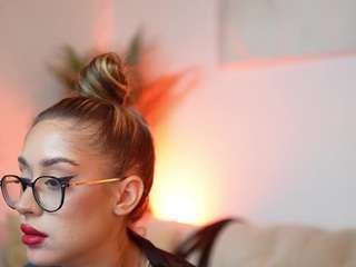 AileenAxa