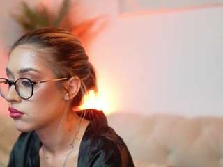 AileenAxa