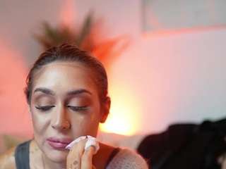 AileenAxa