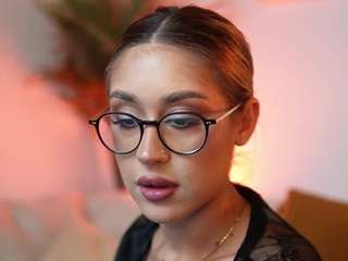 AileenAxa