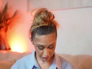 aileenaxa webcam model