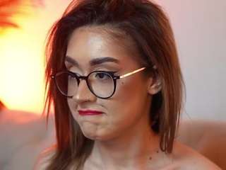 AileenAxa