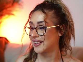 AileenAxa