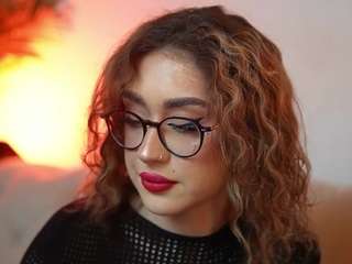 AileenAxa