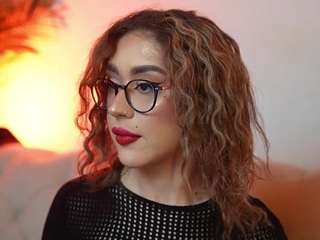 AileenAxa