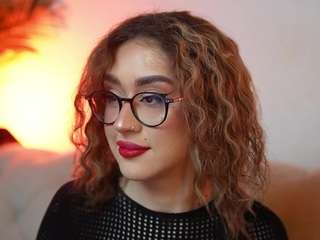 AileenAxa