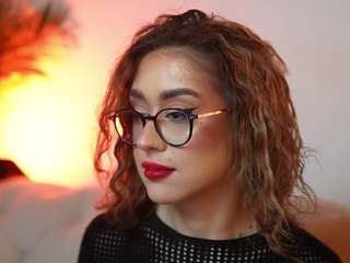 AileenAxa