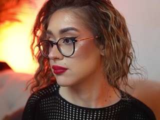 AileenAxa