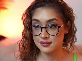 AileenAxa