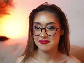AileenAxa
