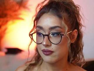AileenAxa