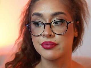 AileenAxa