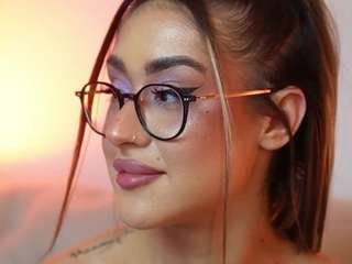 AileenAxa
