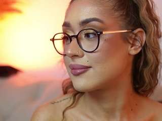 AileenAxa