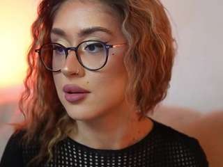 AileenAxa