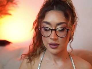 AileenAxa