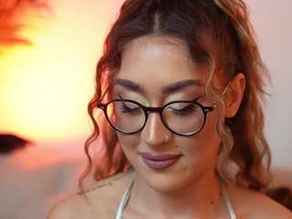 AileenAxa