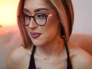 AileenAxa