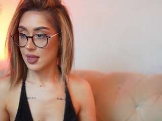 AileenAxa