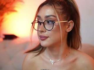 AileenAxa