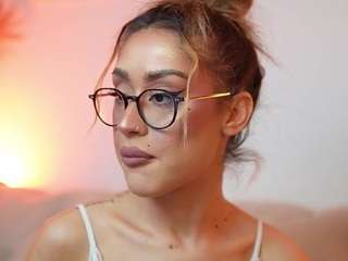 AileenAxa