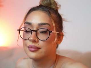 AileenAxa