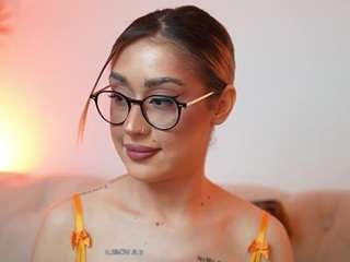 AileenAxa