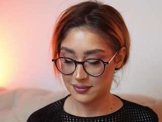 AileenAxa