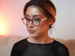 AileenAxa live cam preview