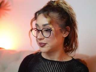 AileenAxa