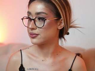 aileenaxa webcam model