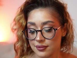 AileenAxa