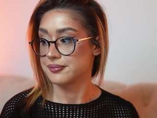 AileenAxa