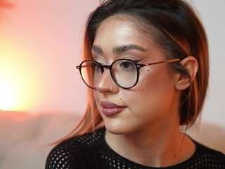 AileenAxa