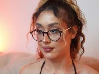 AileenAxa