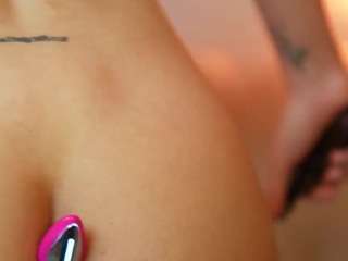 AileenAxa live cam preview