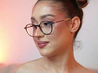 AileenAxa