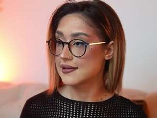AileenAxa