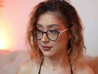 AileenAxa