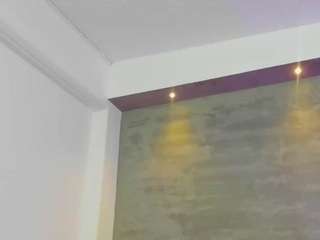 alaia-colinss from CamSoda