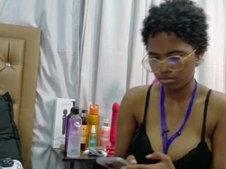 didoelizabethh's CamSoda show and profile