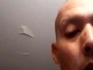 mikeyjoe1456's CamSoda show and profile