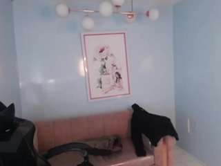 olivia-grenville-t webcam