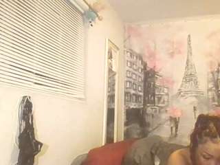 reddsoamazing, female webcam model,  years old, on live webcam