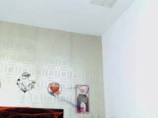 tiana-fox webcam
