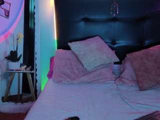 angela-martina Live Webcam on CamSoda